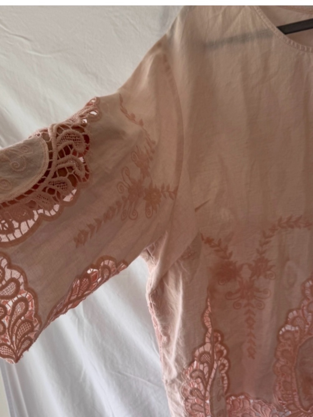 Cynthia Rowley 3X Blush Pink Lace Hem Blouse | Embroidered Boho Top - Picture 4 of 5